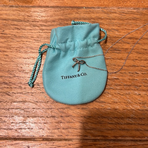 Tiffany and Co Necklace - Picture 4 of 6